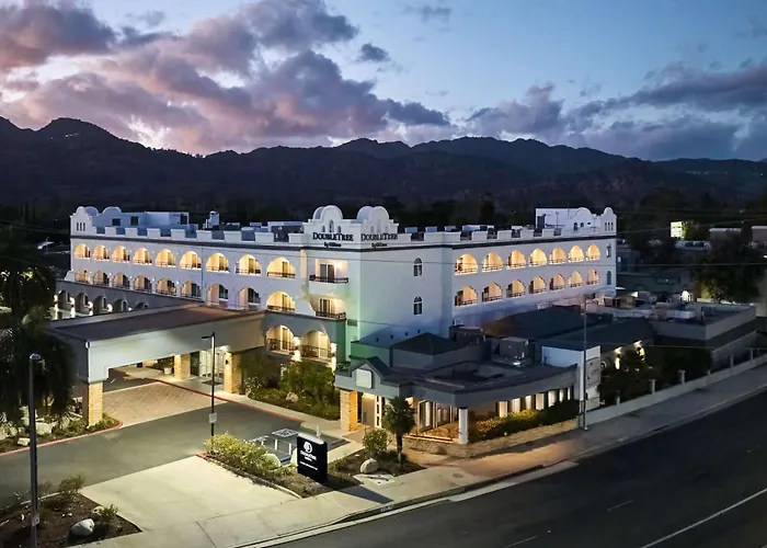 Doubletree By Hilton Chatsworth